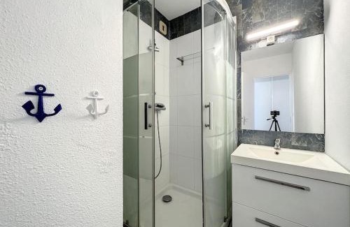 La Cote Radieuse Apartment | Appartement T2 cabine vue mer