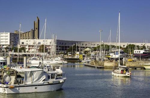 Pontaillac Apartment | Appartement T2 à Royan, 4 pers., proche plage et commerces, parking, balcon, confortable et équipé - FR-1-494-60