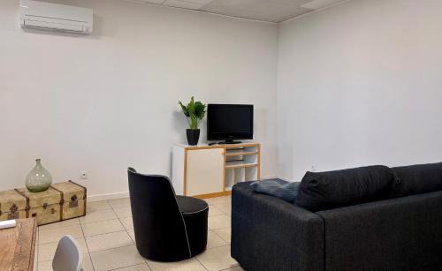 Clermont-l'Herault Apartment | Appartement T2 à proximité du Salagou