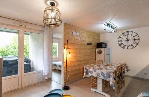 Luz-Saint-Sauveur Apartment | Appartement T2 cabine, terrasse, piscine, parking, proche commodités et ski, Luz-Saint-Sauveur - FR-1-402-131