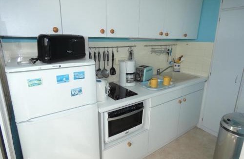 Notre-Dame-de-Monts Apartment | Appartement T2 à Notre-Dame-de-Monts, balcon, parking, accès plage - FR-1-540-191