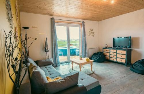 Froidchapelle Apartment | Appartement Terrasse du Pont Alsort