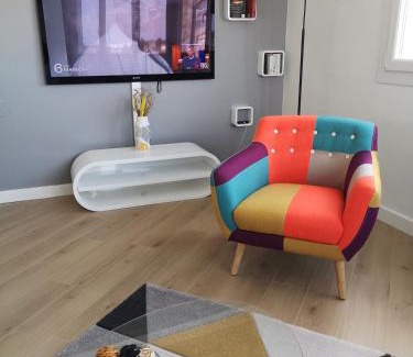 Centre Ville Apartment | Appartement tout confort 2 chbres - 72m2 - avec terrasse et vue Pyrénées