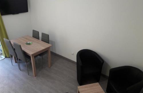 Rochechouart Apartment | appartement tranquille