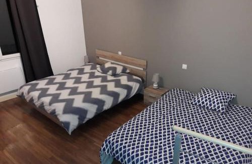 Rochechouart Apartment | appartement tranquille