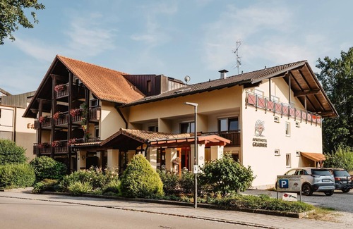 Safferstetten Apartment | Appartement Typ F | idyllisch gelegenes App. mit großer Liegewiese