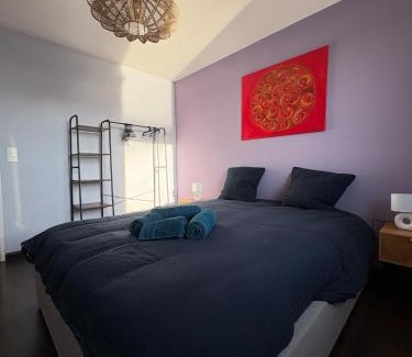 Dunkerque Centre Apartment | Appartement unique, coloré en Citadelle