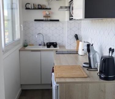 Les Sablettes Apartment | Appartement vue mer toute commodité