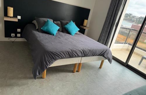 Perros-Guirec Apartment | appartement vue mer 50m de la plage, WIFI gratuit