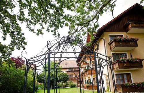 Bad Fuessing Apartment | Appartementhaus Holmernhof I
