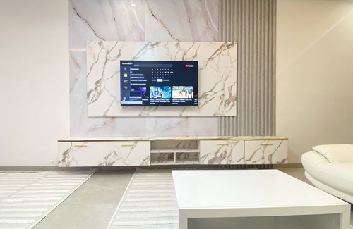 Point E Apartment | Appartements Avec Piscine, Salle de Sport à Loin de la Plage Avec 3 Chambres