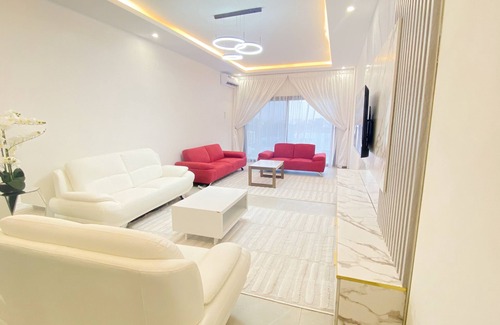Point E Apartment | Appartements Avec Piscine, Salle de Sport à Loin de la Plage Avec 3 Chambres