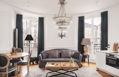 Graslin - Commerce Apartment | Appartements Place Royale - Maisons du Monde Hôtel & Suites