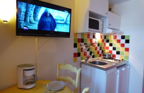 Avignon Apartment | AppartHotel Festival Sud Aqua - Gare TGV