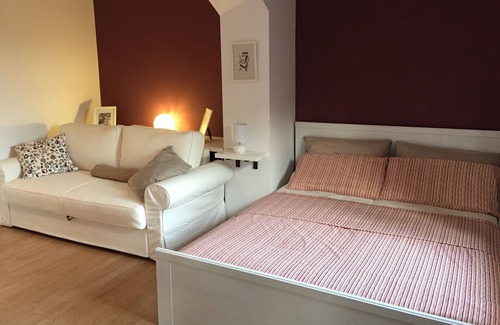 Vratarusa Apartment | Appartment immersed in Mediterranean garden