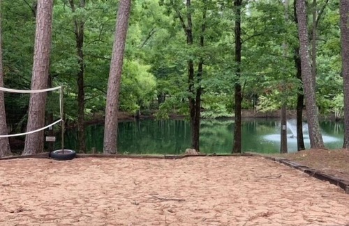 Broken Bow Cabin | Apple Blossom - 1 Bedroom Cabin at the Whip-Poor-Will Resort near the Lake!