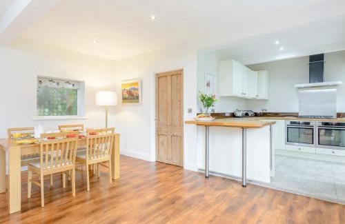 Spratton House | Apple Tree Cottage