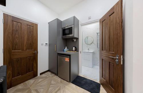 Valentines Apartment | Apple Tree House 1