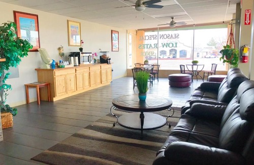 Richfield Hotel | Appletree Inn