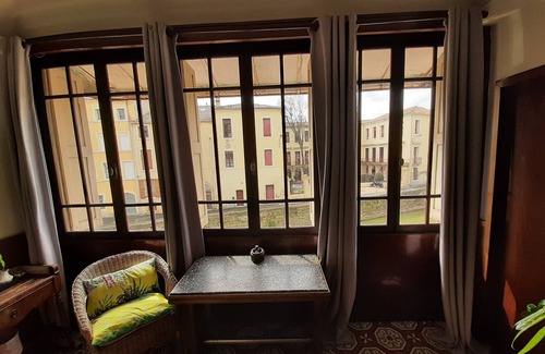 Anatole France Apartment | Apprt *Le Jaurès* in the heart of downtown.