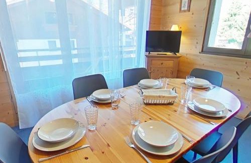 Le Grand-Bornand Apartment | Appt rénové 3 pièces, 6 couchages, proche centre, ascenseur, lave-vaisselle, lave-linge - FR-1-241-35