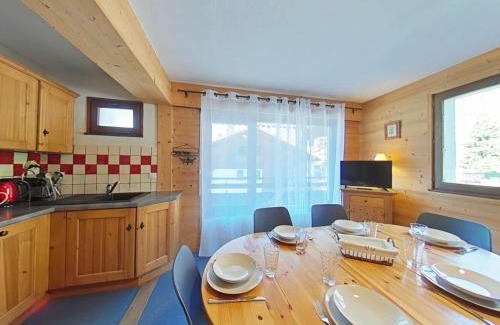 Le Grand-Bornand Apartment | Appt rénové 3 pièces, 6 couchages, proche centre, ascenseur, lave-vaisselle, lave-linge - FR-1-241-35