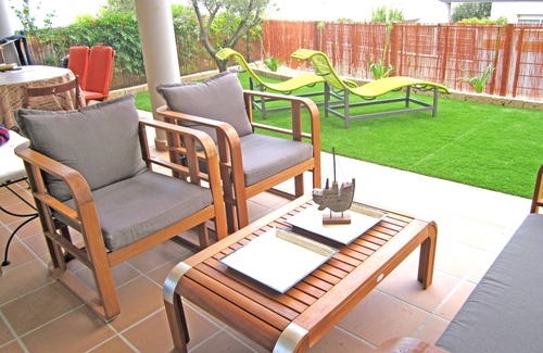 Llanca Apartment | Appt rez-de-jardin dans residence avec piscine