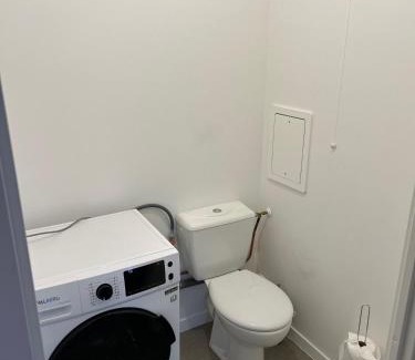 Le Blanc-Mesnil Apartment | Appt spacieux et calme prox Disney-CDG-Stade de France