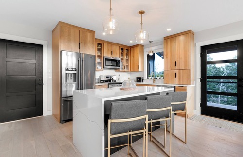 Sunday River Area House | Après Chalet- Modern Chalet with Mountain Views