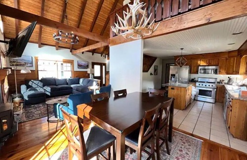 Slaty Fork House | Après Ski Cabin, Mtn Getaway.