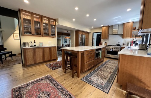 Freeport House | Après Ski inspired home, bespoke pool & tennis court!