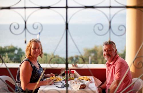Apraos Bed & Breakfast | Apraos Bay Hotel In Kalamaki Beach, 3 stars hotel