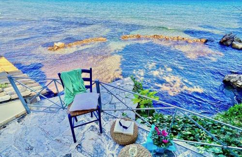 Apraos Villa | Apraos Beachfront Studio by DadoVillas