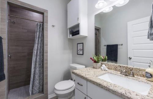Pharr Apartment | Apt 1 Modern New 2bed 2bath