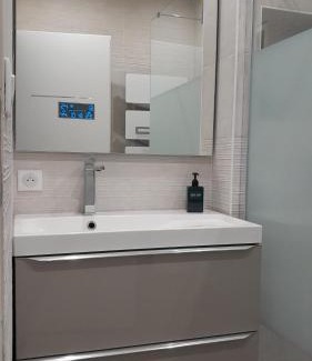 Villette Gare Apartment | Apt 2 Chambres - Direct Gare Part-Dieu, Lyon - Ascenseur & Wi-Fi Gratuit