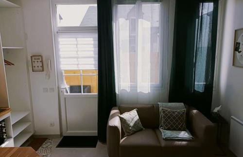 Chateauroux Apartment | Apt 2 - LE KENNEDY