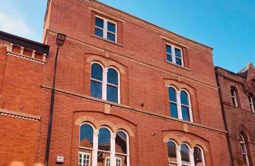 Trafford Apartment | Apt 4, 10 Kingsway in a stylish Georgian Building