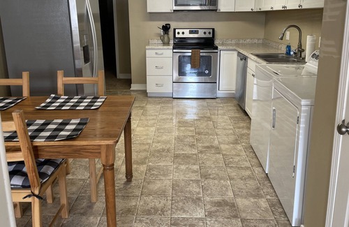 Maysville Apartment | Apt 5 Nice 2 bedroom apartment with free off-street parking