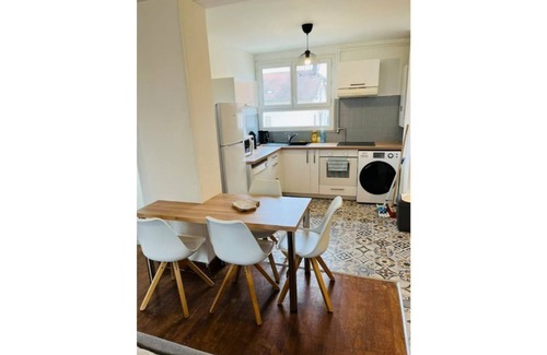 Besancon Apartment | Apt,54m2, Refait à Neuf, Wifi, 3 Couchages +