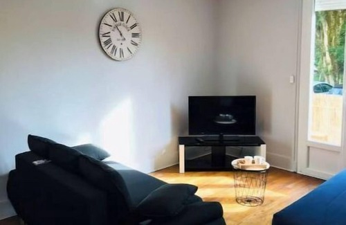 Besancon Apartment | Apt,55m2, Refait à Neuf,?tout Confort,wifi