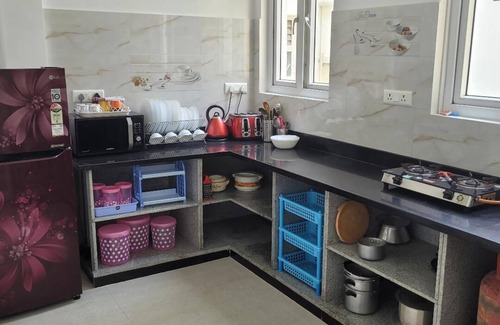 Toli Chowki Apartment | APT 8 3-bedroom apartment in adorable Hyderabad with WiFi, AC