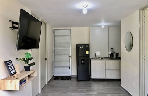 Bucaramanga Apartment | Apt con Vista a la Naturaleza, Para Trabajo Remoto, Wiffi y Plataformas
