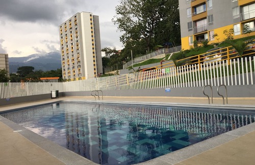 Bucaramanga Apartment | Apt con Vista a la Naturaleza, Para Trabajo Remoto, Wiffi y Plataformas
