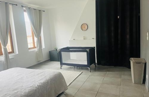 Rugles Apartment | Apt F2 1er étage centre ville