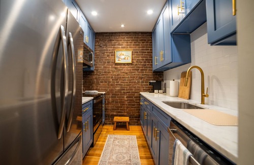 Stroudsburg Apartment | Apt in the heart of Main Street