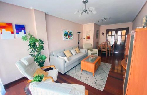 Castro Urdiales Apartment | Apt Las Olas Cotolino con parking a 2' de la playa
