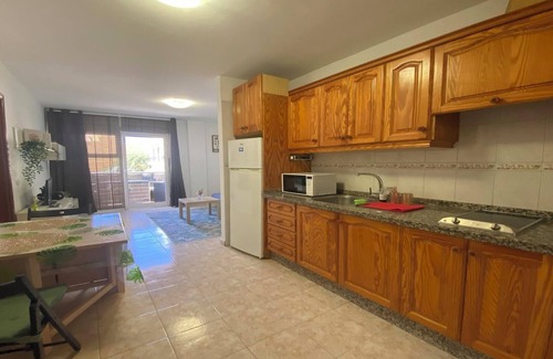 Vueltas Apartment | Apt. ManRey 1B - Ambar