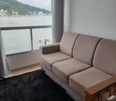 Sao Vicente Apartment | Apt pé na areia vista mar