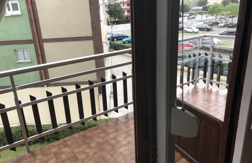 Laredo Apartment | Apt with pool near the beach (area ever)