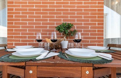Padova Apartment | Apt X6 with big balcony and free park